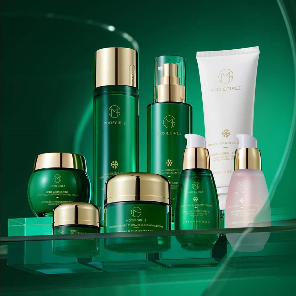 Emerald Green Flixkun Amino Acid Camellia Ġinseng Skin Care Set